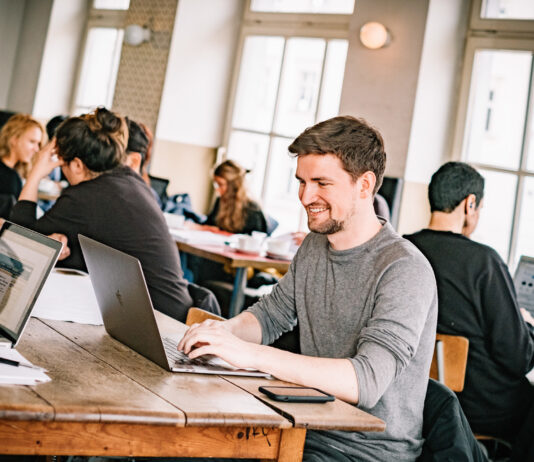 Jak dostosować się do życia w innym kraju